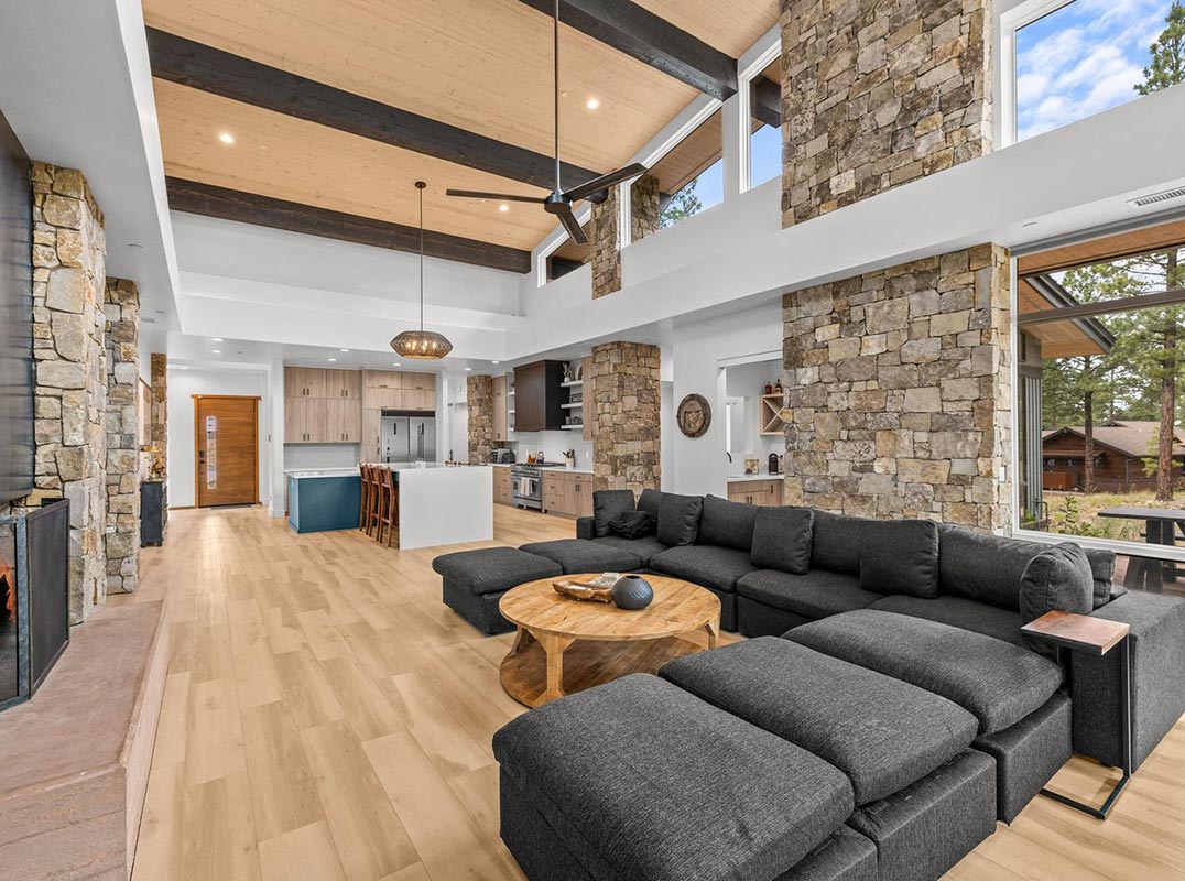 Modern Cabin Guard-Gated Pine Canyon